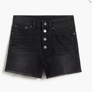 Classic denim short with button fly in black wash